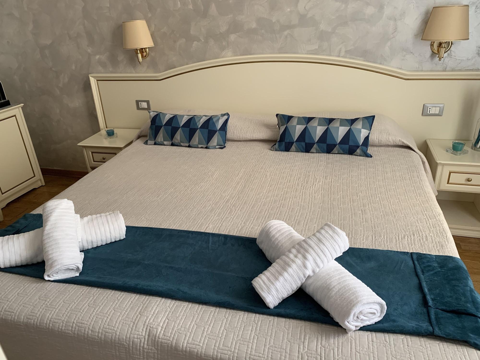 Bed and Breakfast Domus Via Veneto Рим Екстер'єр фото
