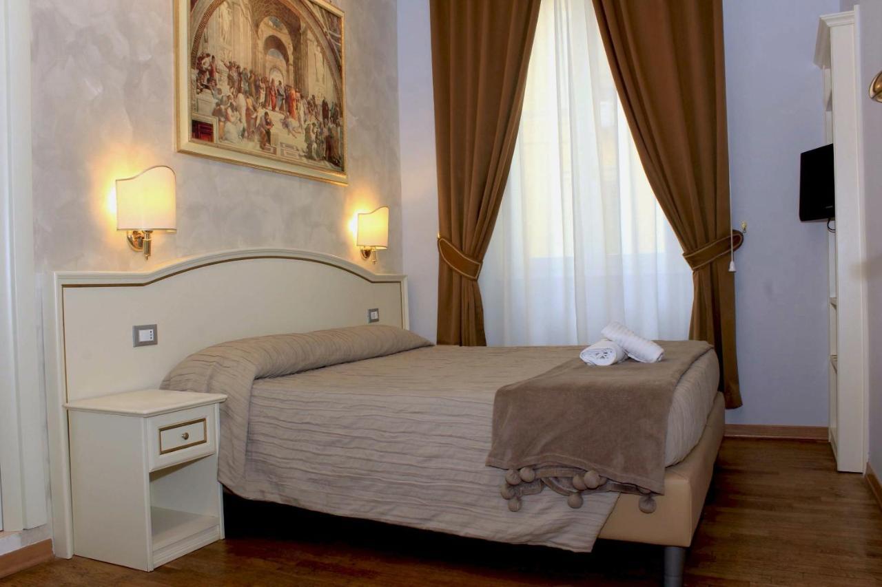 Bed and Breakfast Domus Via Veneto Рим Екстер'єр фото